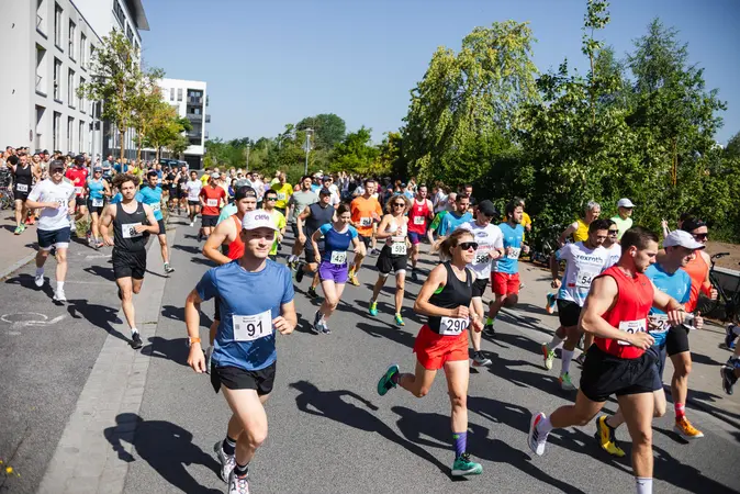 Beim neunten Bamberger Uni-Lauf traten 525 L?uferinnen und L?ufer an.